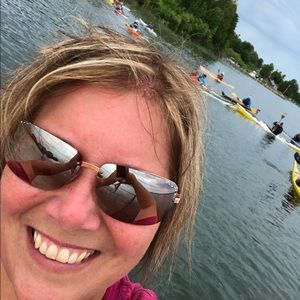 Meet your Posher, Shellie